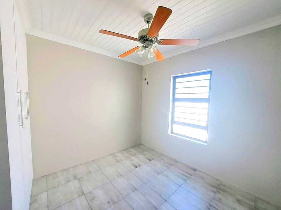 3 Bedroom Property for Sale in Laaiplek Western Cape